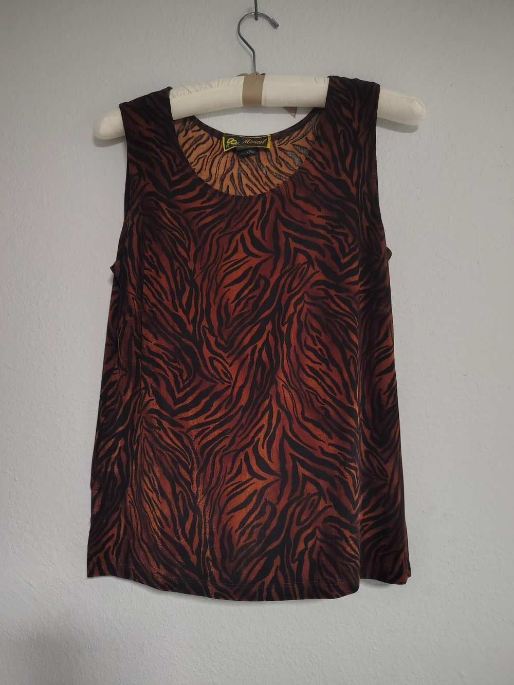 Mirasol Black & Brown Tiger-Stripe Sleeveless Camisole